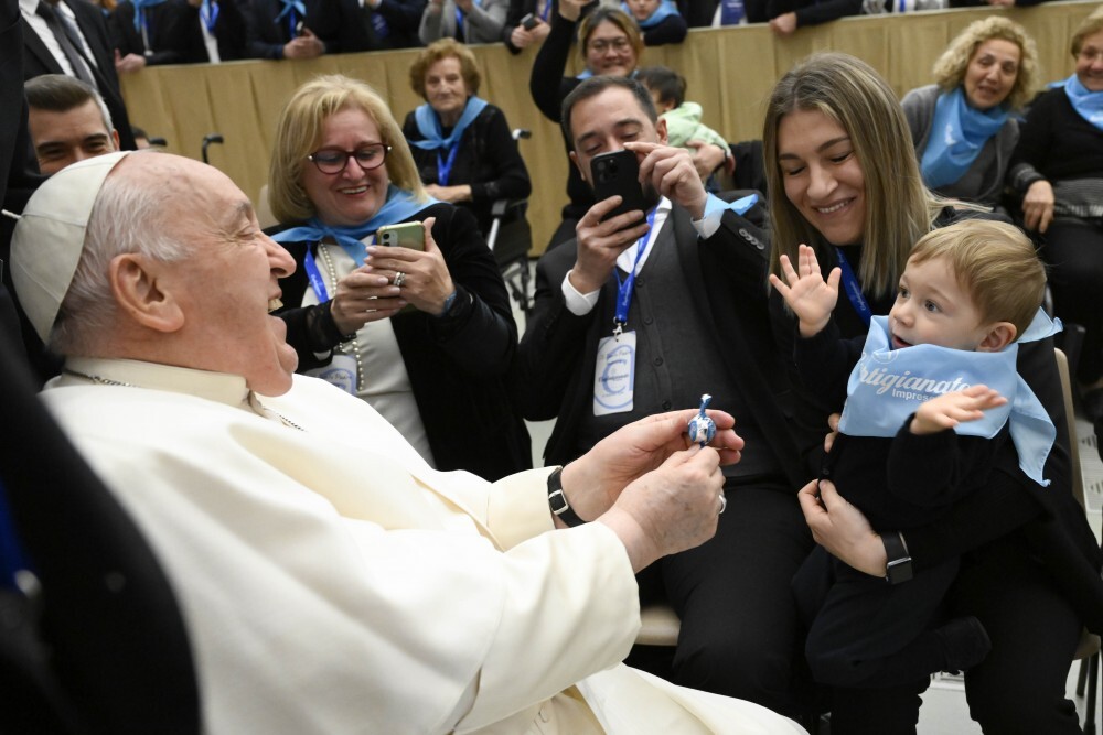 Il Papa agli artigiani: “Le macchine replicano, voi inventate”