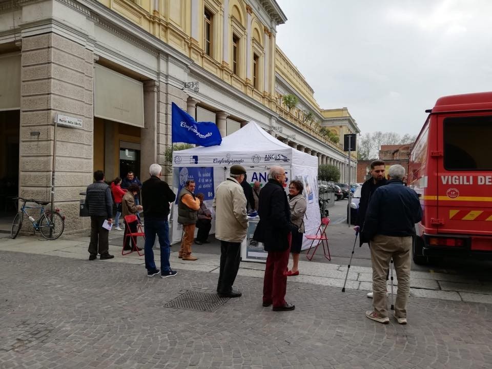 Gazebo a Novara sulla malattia di Alzheimer