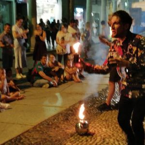 Acrobazie e risate con "Le arti della notte" a Novara organizzato da Confartigianato