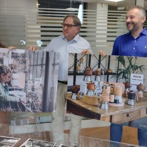 Il lavoro degli artigiani negli scatti artistici in mostra a Quarna Sotto (Vco) dal 5 al 16 agosto con "Punti di vista"