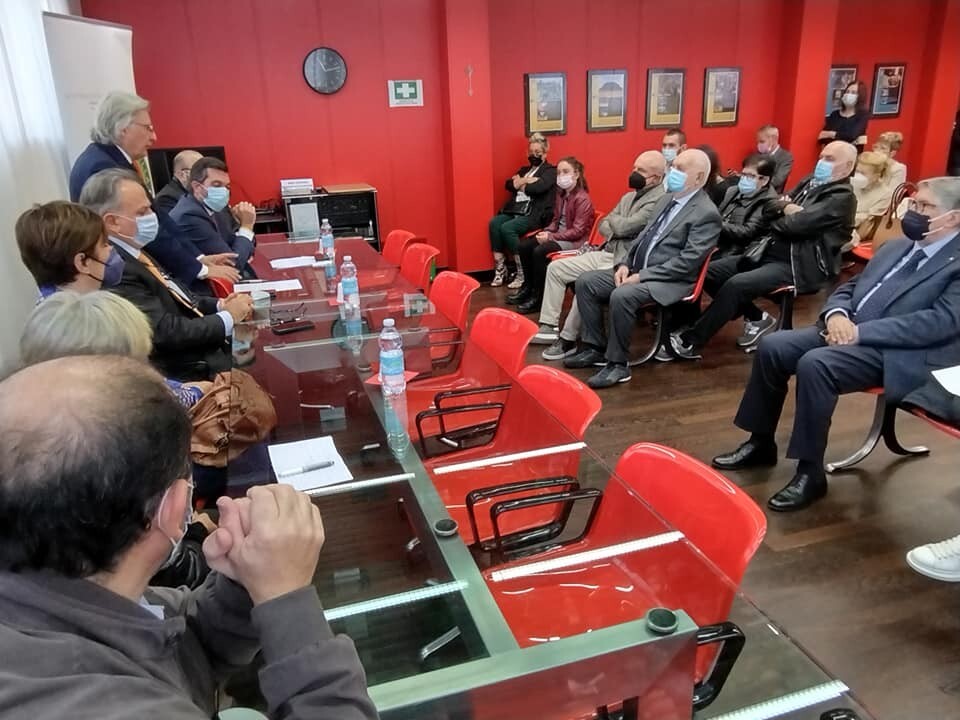 Premio nazionale Dino Villani alla nostra associata pasticceria Gramigni di Novara per il suo Pane di San Gaudenzio