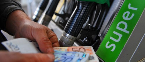 Autotrasporto - Proroga del taglio del costo del carburante fino al 21 agosto